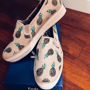 Pineapple print Keds